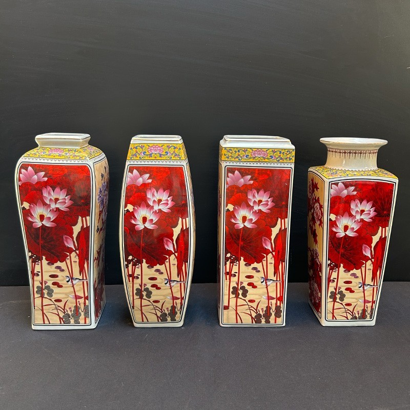 Set de 4 vaze din porțelan cu pirogravură florală - China (30 x 10 cm