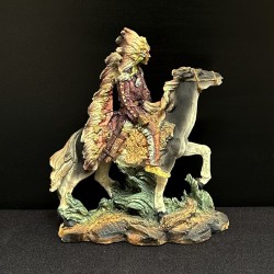 Figurină decorativă din rășină – călăreț indian, China