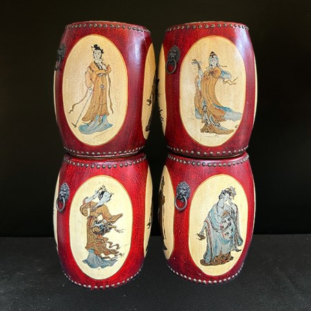 Set 4 taburete din lemn, îmbrăcate în piele ecologică și mușama