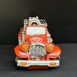 Pușculiță mașină de pompieri retro din rășină – China